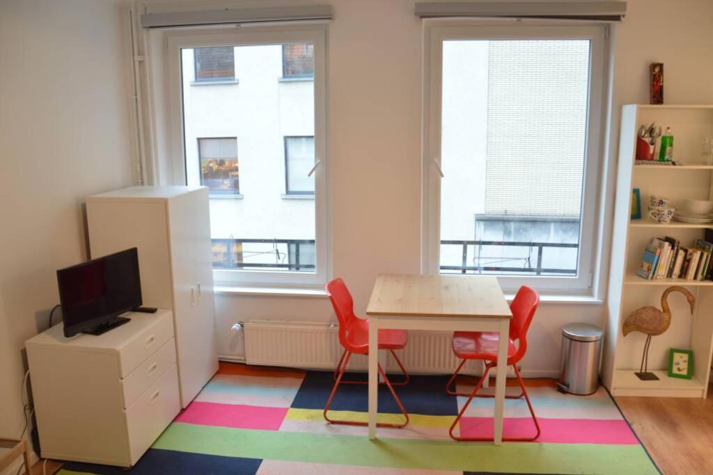Nice Studio In Marolles Διαμέρισμα Βρυξέλλες Εξωτερικό φωτογραφία